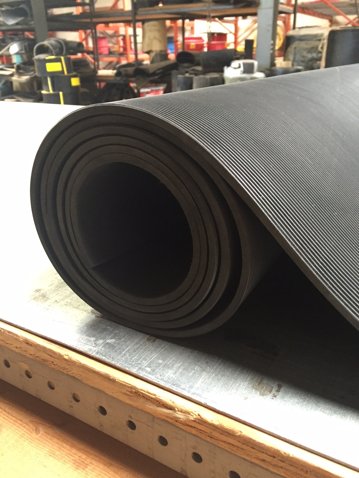 Heavy-Duty Corrugated Runner Matting – All Rubber
